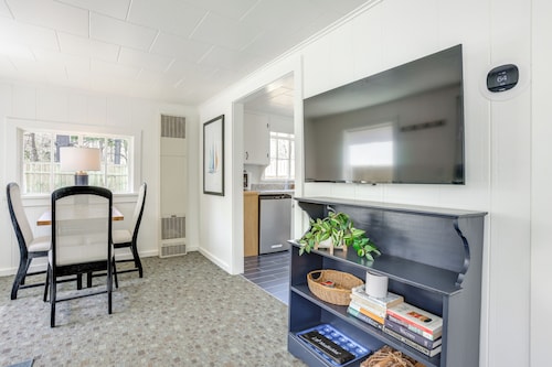 Swim, Hike & Unwind: Frankfort Cottage w/ Fire Pit