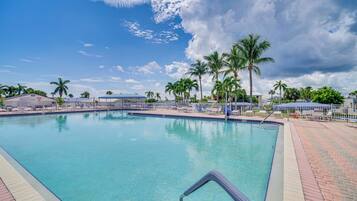 House (2 Bedrooms) | Front of property