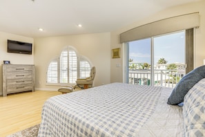House (2 Bedrooms) | Interior - Ocean Access, Mini Golf & Pools: Jensen Beach Gem (Jensen Beach)