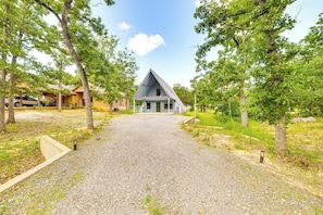 Interior - A-frame Cabin w/ Deck Near Cedar Creek Lake (Malakoff)