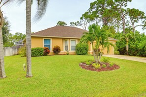 House (3 Bedrooms) | Interior - 15 Mi to Melbourne: Palm Bay Home w/ Pool & Lanai (Palm Bay)