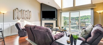 On-site Lake of the Ozarks Access: Camdenton Condo