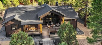 Outdoor Entertainment Area: Cabin in Show Low!