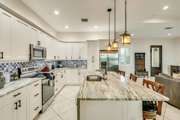 House (3 Bedrooms) | Interior