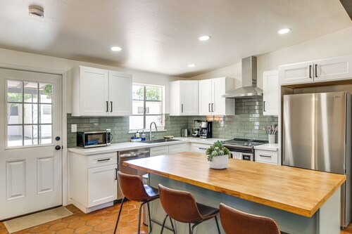 2 Mi to Trail Dust Town: Home w/ Large Yard!