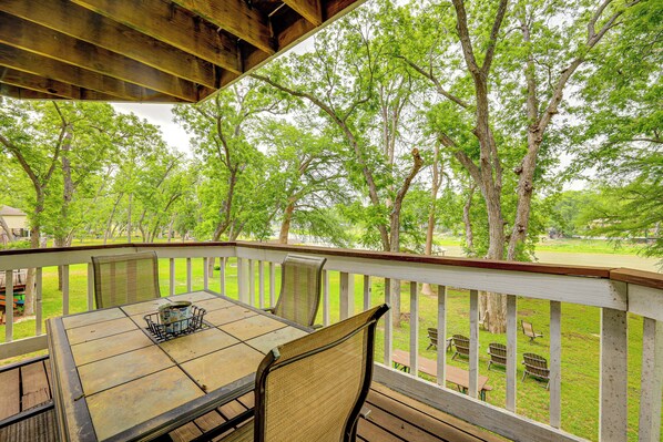 House (3 Bedrooms) | Interior - Waterfront Seguin Lake House Near Downtown (Seguin)