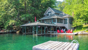 House (3 Bedrooms) | Front of property