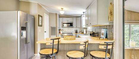 House (2 Bedrooms) | Interior