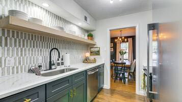 House (4 Bedrooms) | Bahagian dalam