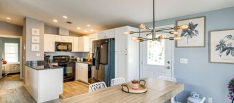 3 Mi to Fort Myers Beach: Home w/ Pool Access