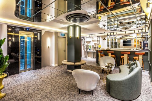 Sistina Old City Hotel