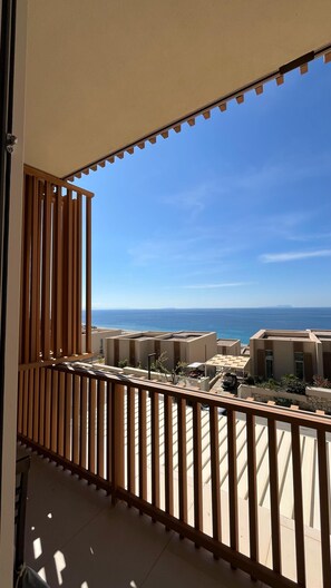 Luxury Villa, Sea View | In-room safe, desk, laptop workspace, iron/ironing board - Whisky Green Coast Hotel & Apartments (Himare)