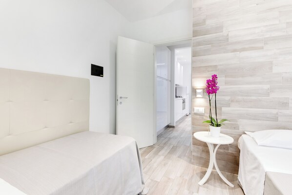 1 Schlafzimmer, Zimmersafe, Bügeleisen/Bügelbrett, Reisekinderbett