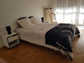 1 soverom, strykejern/-brett, wi-fi og sengetøy