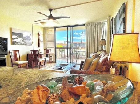 Smart TV. Spacious & Remodeled Maui Vista 3213 Corner Unit!