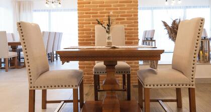 Casa Danciu Fanate â TradiÈie, liniÈte Èi ospitalitate Ăźn inima naturii