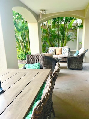 Outdoor dining
