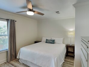 3 Schlafzimmer, Bügeleisen/Bügelbrett, WLAN, Bettwäsche