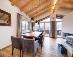 شاليه | تناول الطعام