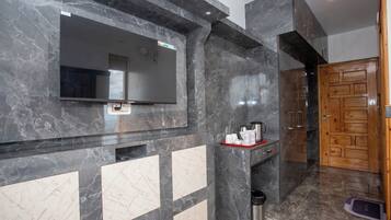 Premium Mountain view with Balcony | Bathroom | Shower, bidet, towels, soap