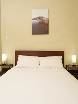 2 chambres, fer et planche à repasser, lit parapluie, Wi-Fi gratuit