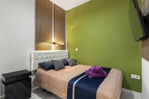 2 bedrooms, iron/ironing board, WiFi, bed sheets - MADRID CENTRO APARTMENT : 2 BEDROOMS (Madrid)