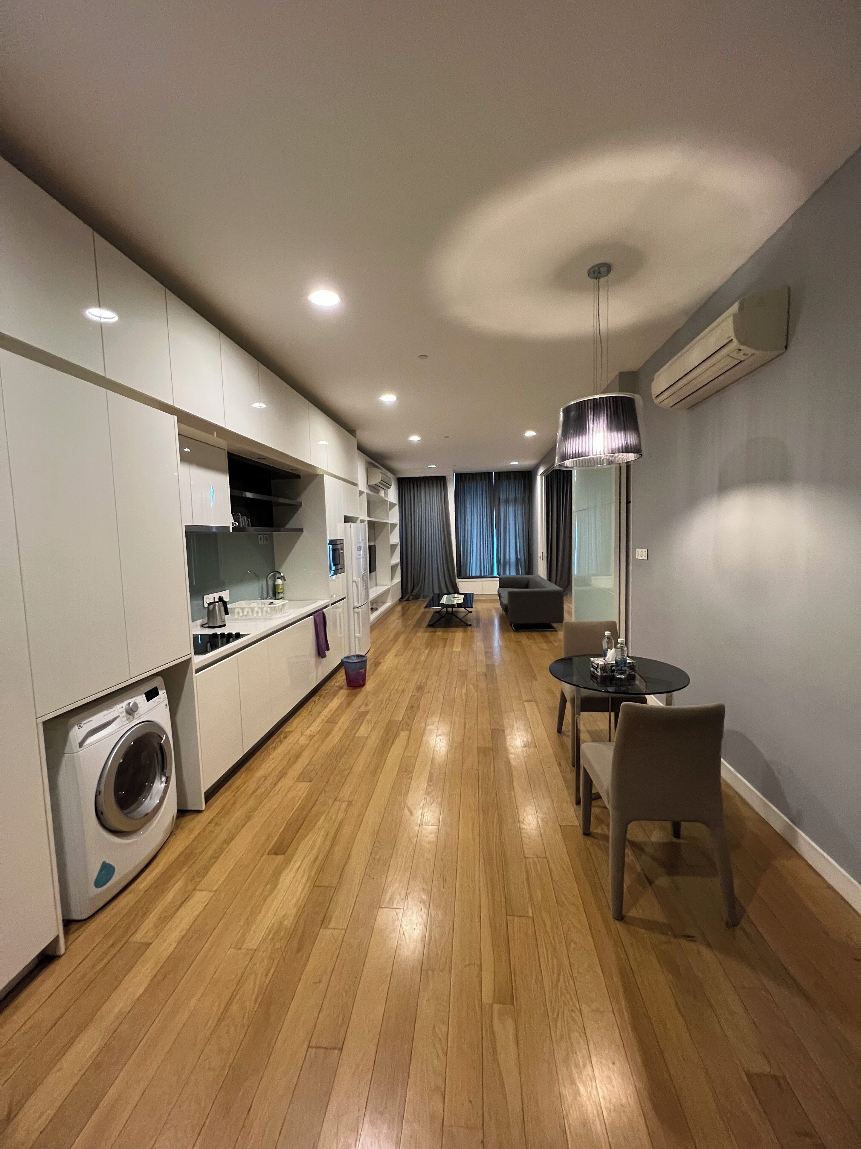 Appartement Supérieur, 1 très grand lit, non-fumeurs, climatisation | Coin séjour