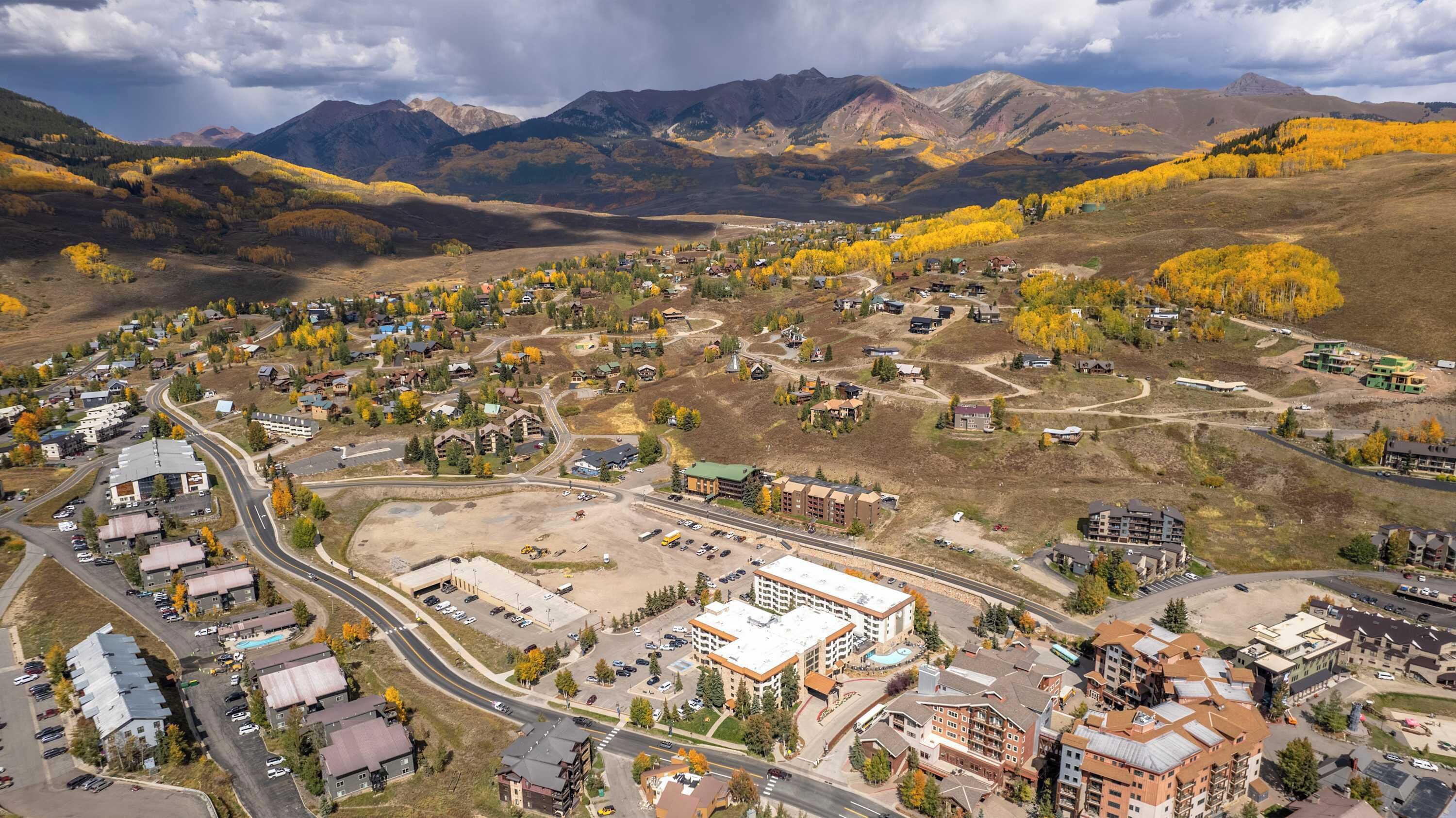 View of Grand Lodge w/ Mt. Crested Butte | Listed with @BookTraverse