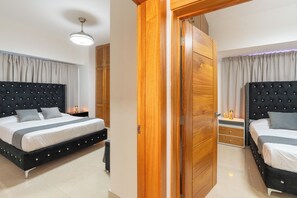 3 bedrooms, desk, iron/ironing board, free WiFi
