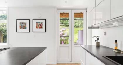 Modern apartment in traditional wooden house in Bergen