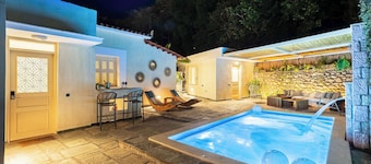 The Secret Garden - Courtyard & Private Pool Villa