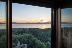 Interior - Niki's Tower - Exclusive Serene Seaview Stone Gem (Kalamata)