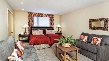 4 bedrooms, iron/ironing board, free WiFi
