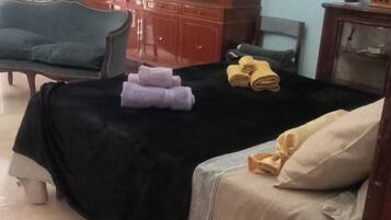 1 camera, ferro/asse da stiro, Wi-Fi, lenzuola