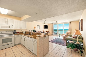 Appart'hôtel, 1 chambre | Cuisine privée | Réfrigérateur, four, cafetière/bouilloire, grille-pain
