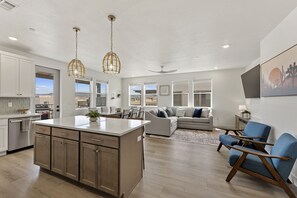 Condo, 3 Bedrooms | Living area | Smart TV, streaming services