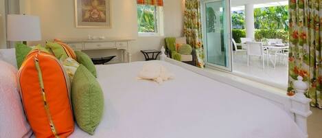 Condo, 3 Bedrooms