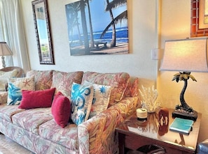 Condo, 1 Bedroom | Living area | Smart TV