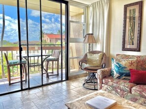 Condo, 1 quarto | Área de estar | Smart TV