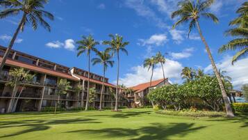 Condo, 2 Bedrooms | Exterior