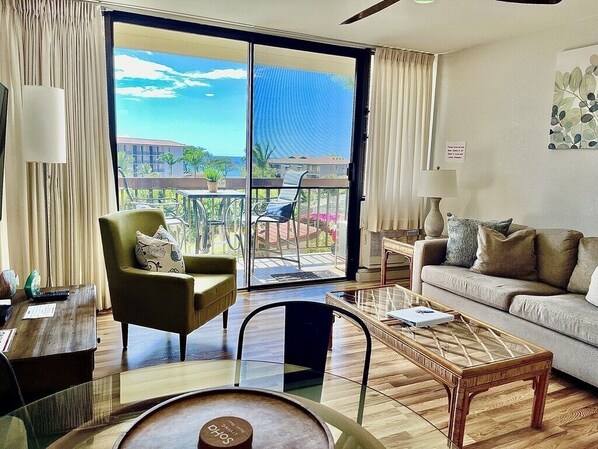 Condo, 1 Bedroom | Living area | Smart TV