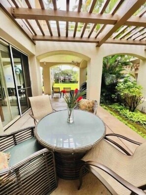 Condo, 2 quartos | Opções para refeição ao ar livre