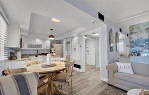 Condo, 2 habitaciones | Interior