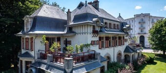 "Les Villas du Parc" - Vittel Thermal Park

"AMBROISE" Guesthouse