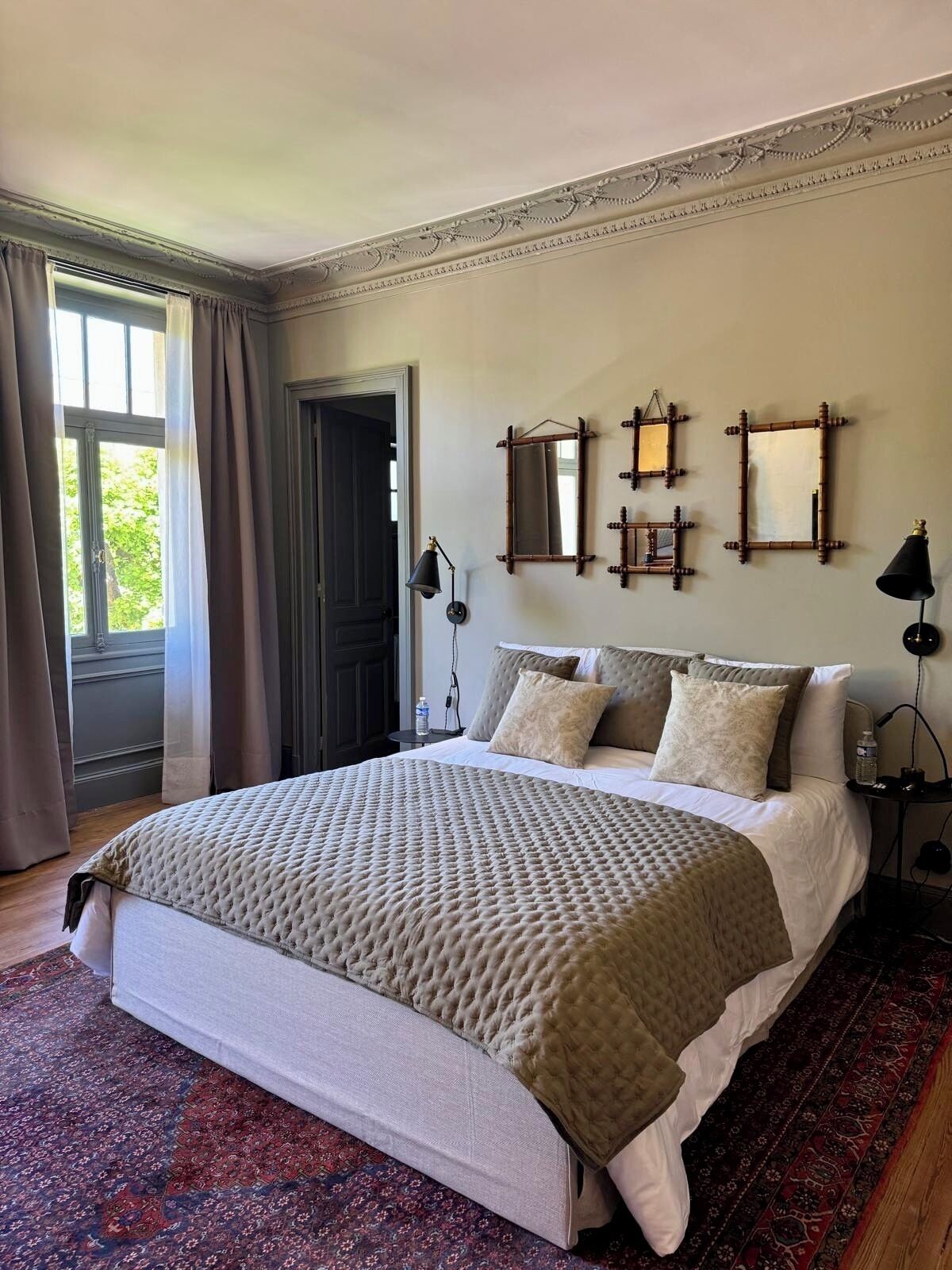 1 chambre, fer et planche à repasser, Wi-Fi gratuit, draps fournis