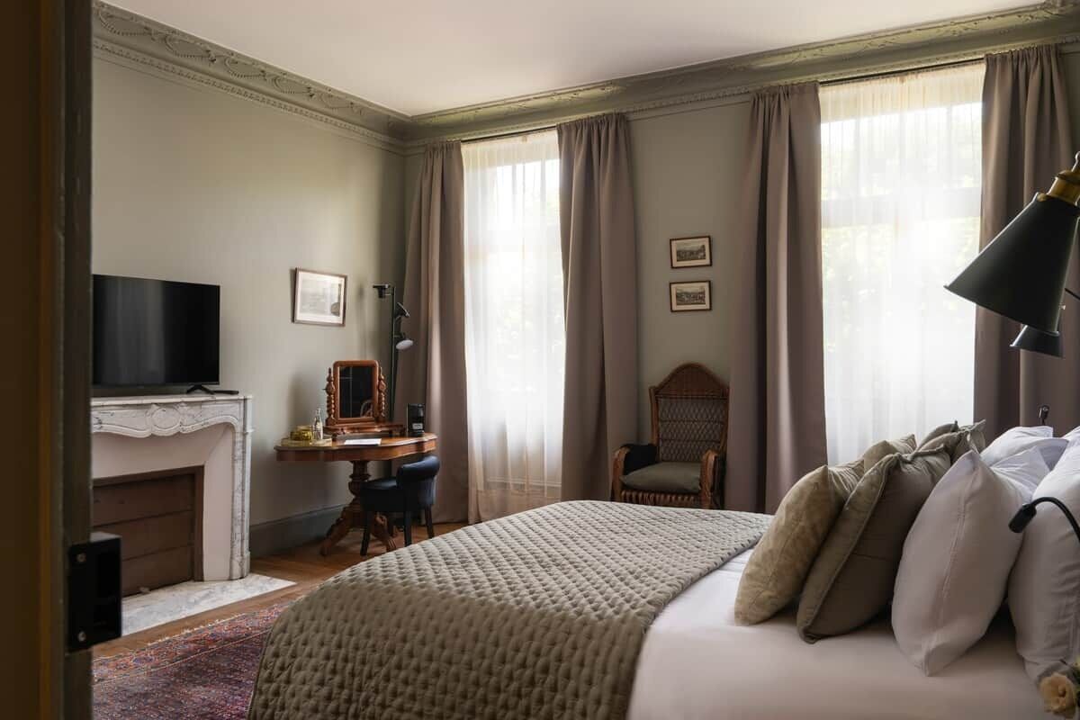 1 slaapkamer, een strijkplank/strijkijzer, gratis wifi, beddengoed