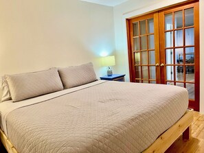 4 bedrooms, iron/ironing board, free WiFi, bed sheets
