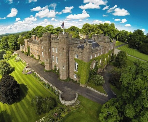 Cozy 2 Bed Townhouse in the Heart of Historic Perth.  Full of Charm