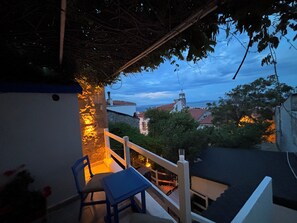 Terrace/patio - Dafne Konukevi (Bozcaada)