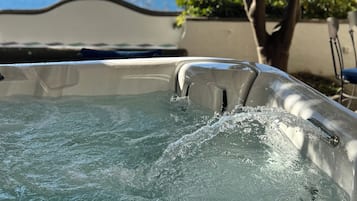 Idromassaggio all'aperto